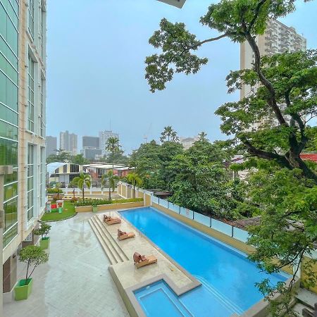 City Center- Balcony Suite Cebu Exterior photo